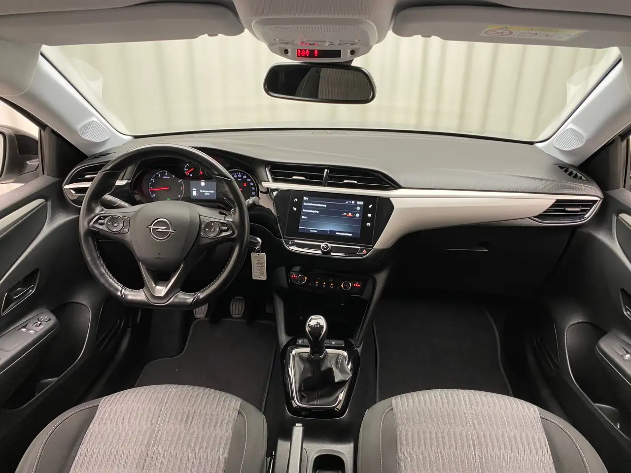 Opel Corsa F 1.2 Edition Winterpaket Navigation 38