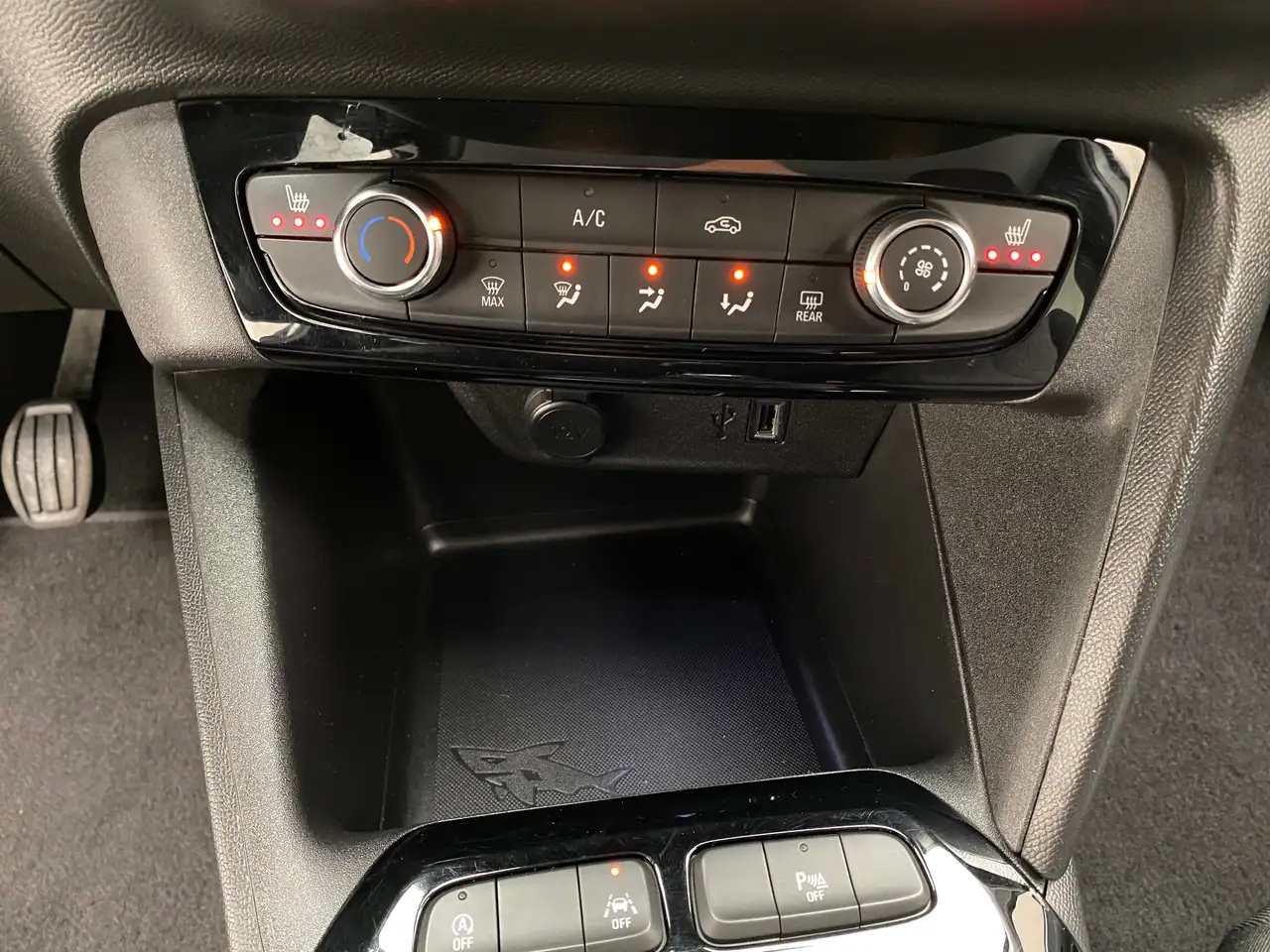 Opel Corsa F 1.2 Edition Winterpaket Navigation 15