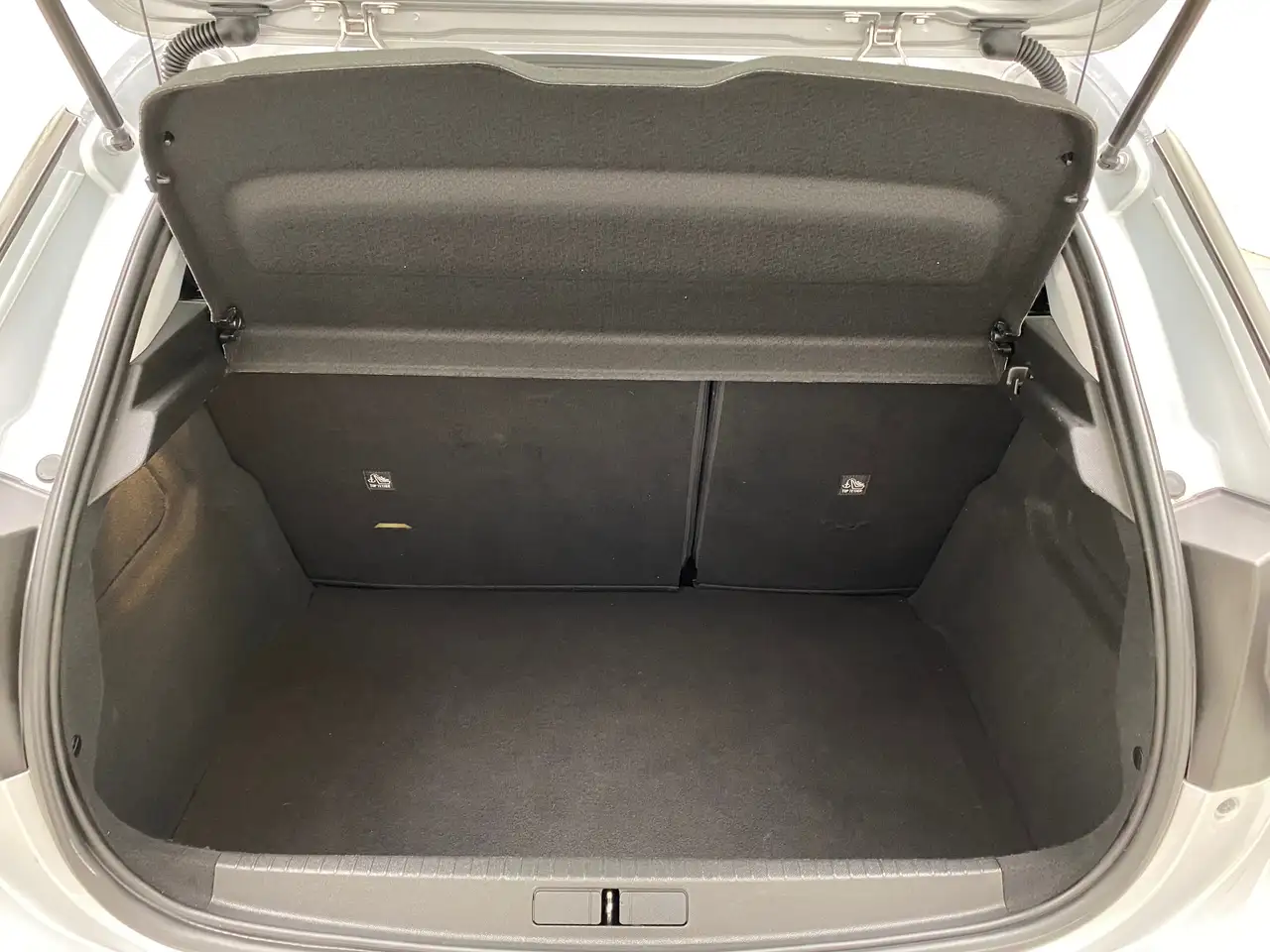 Opel Corsa F 1.2 Edition Winterpaket Navigation 34