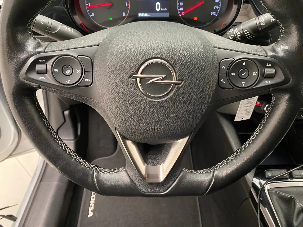 Opel Corsa F 1.2 Edition Winterpaket Navigation 29