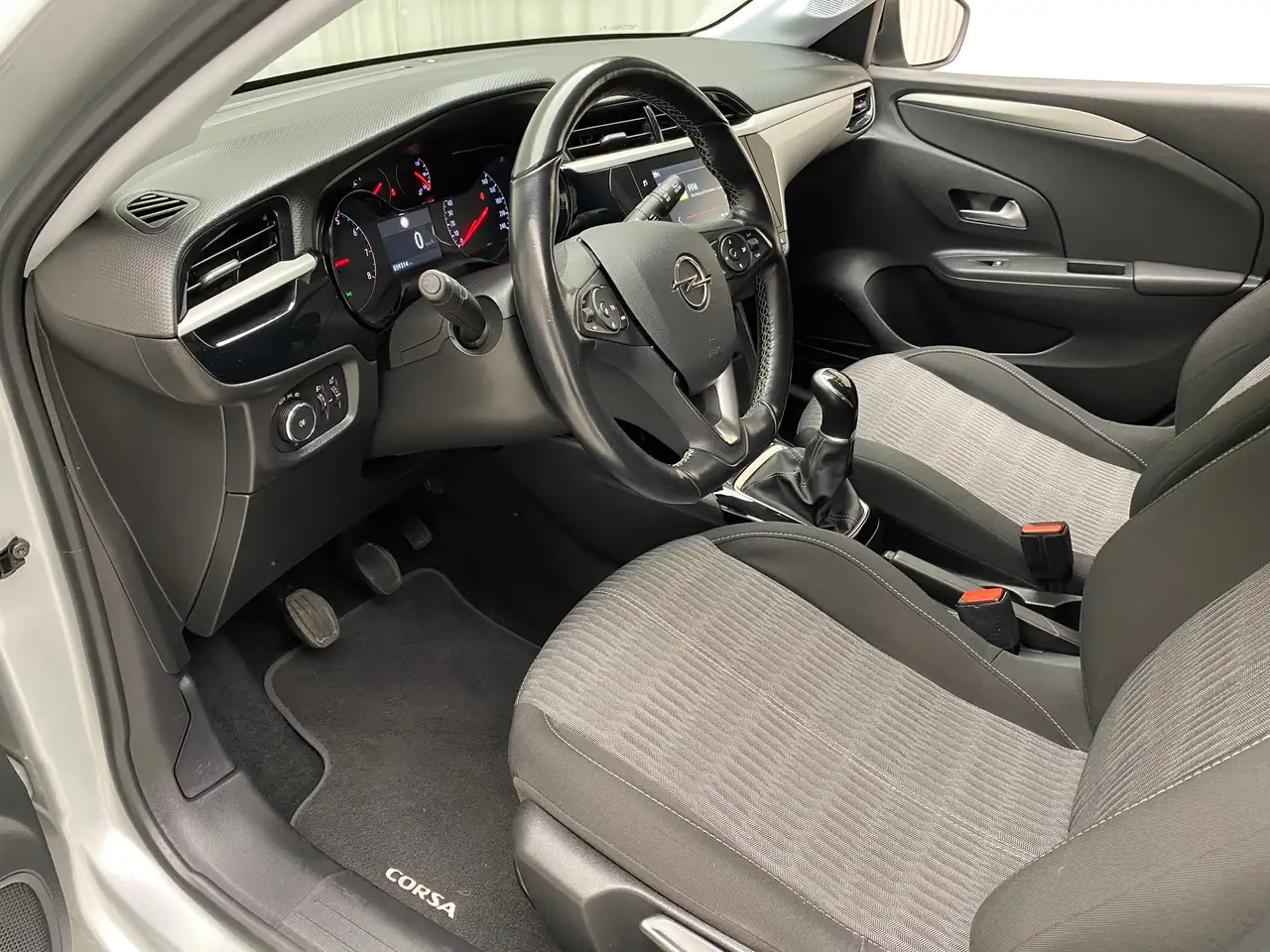 Opel Corsa F 1.2 Edition Winterpaket Navigation 12