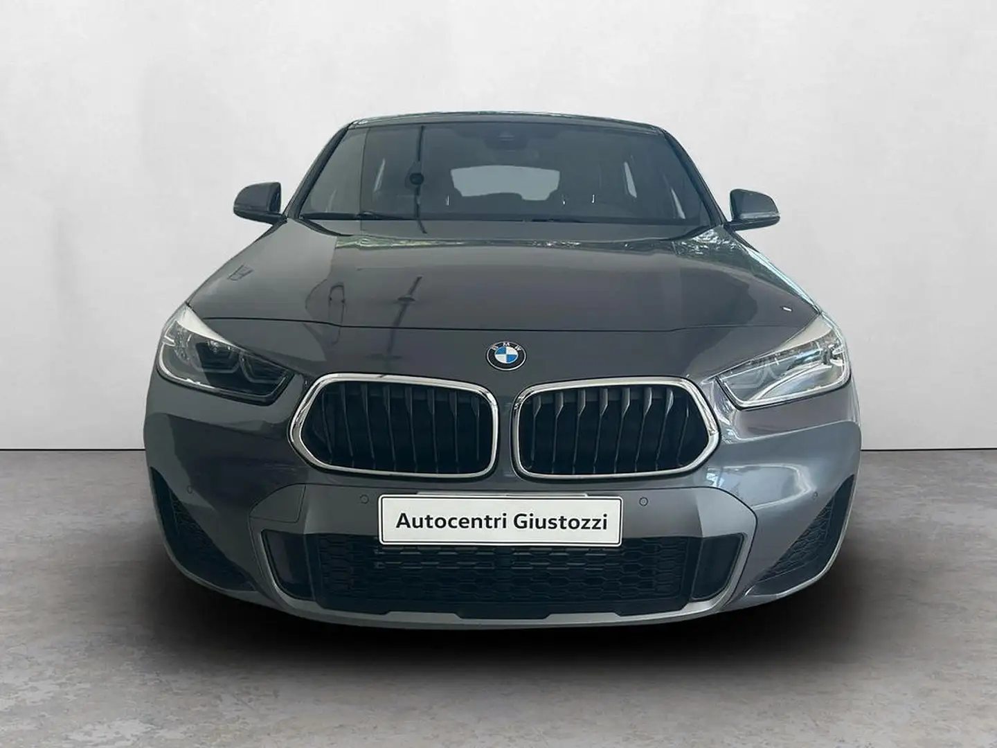 BMW X2 sdrive16d msport Gris - 2