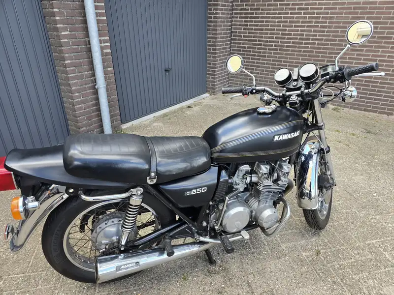 Kawasaki Z650 - foto 4