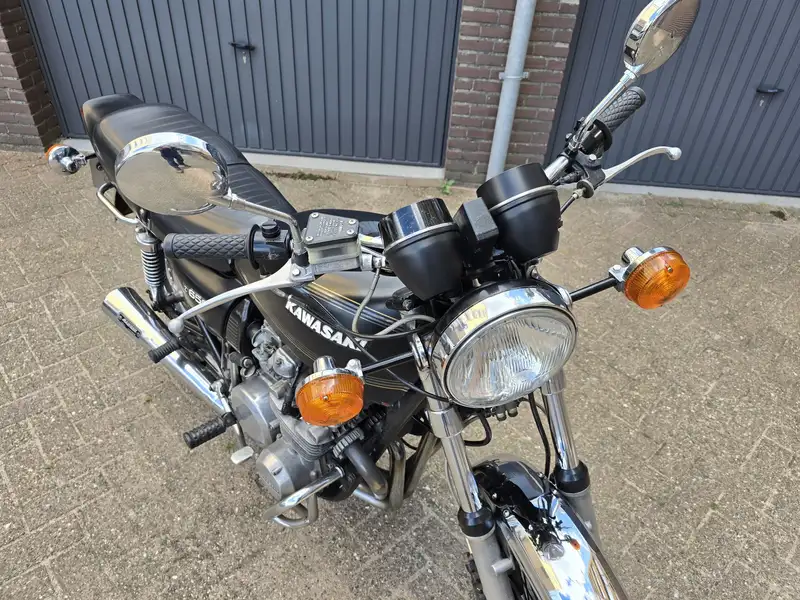 Kawasaki Z650 - foto 2