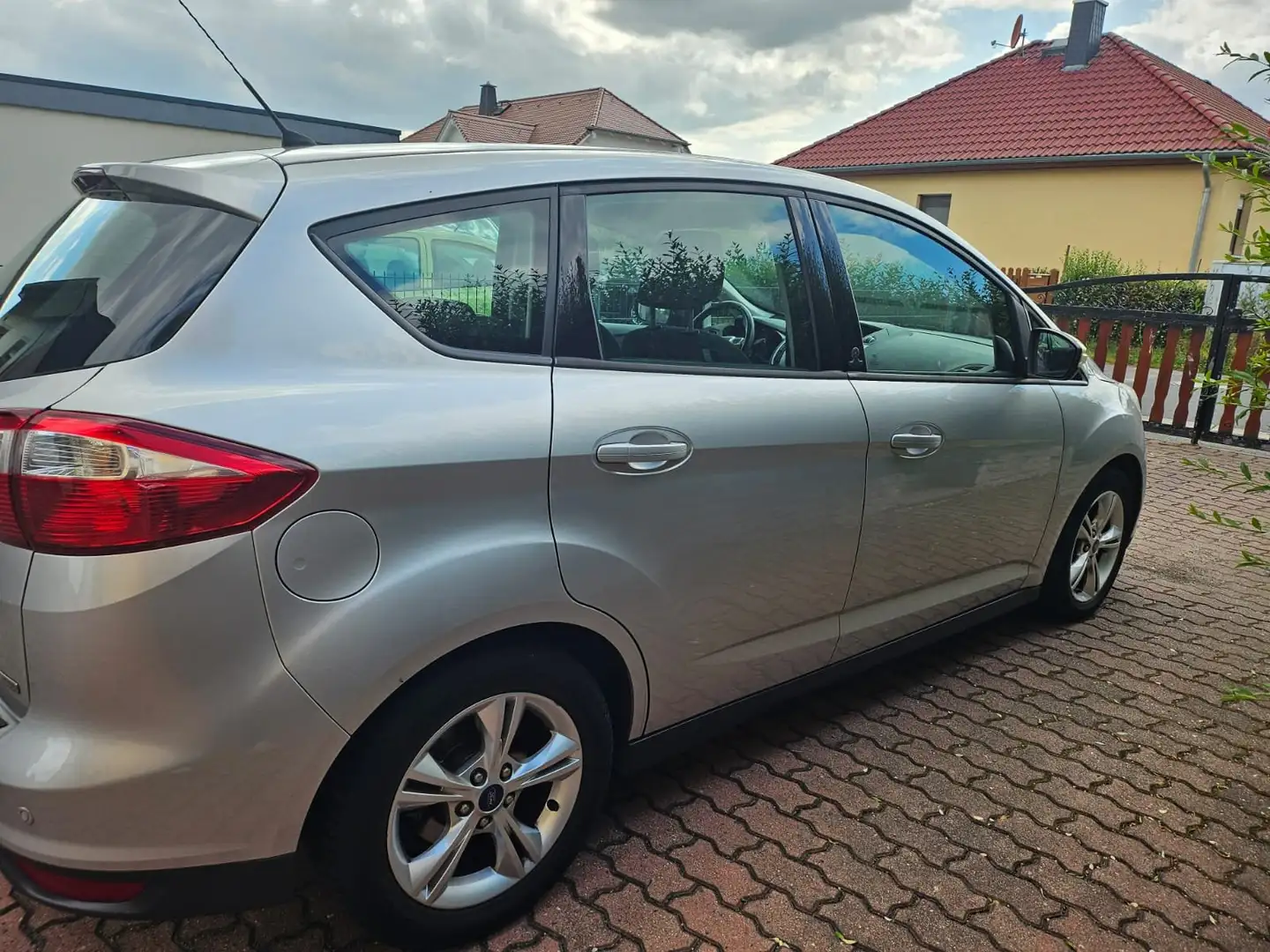 Ford C-Max C-Max Diesel 1.6 TDCi Start-Stop-System Champions Grau - 2