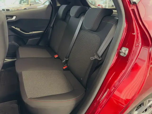 Ford Fiesta view 12