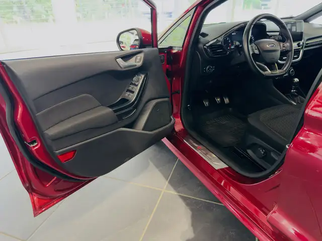 Ford Fiesta view 9