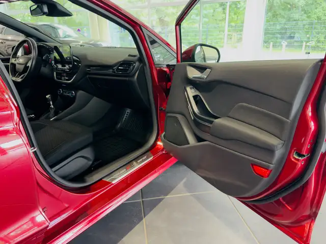 Ford Fiesta view 14