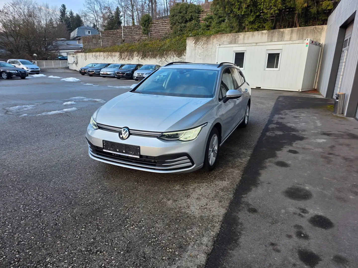 Volkswagen Golf Variant life Grau - 2
