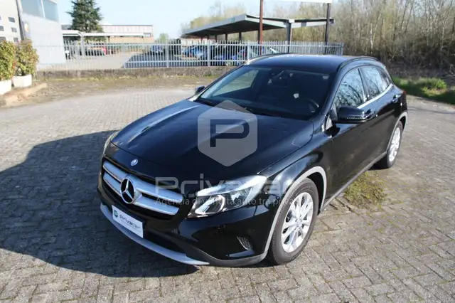 Mercedes-Benz GLA 180 GLA 180 d Business