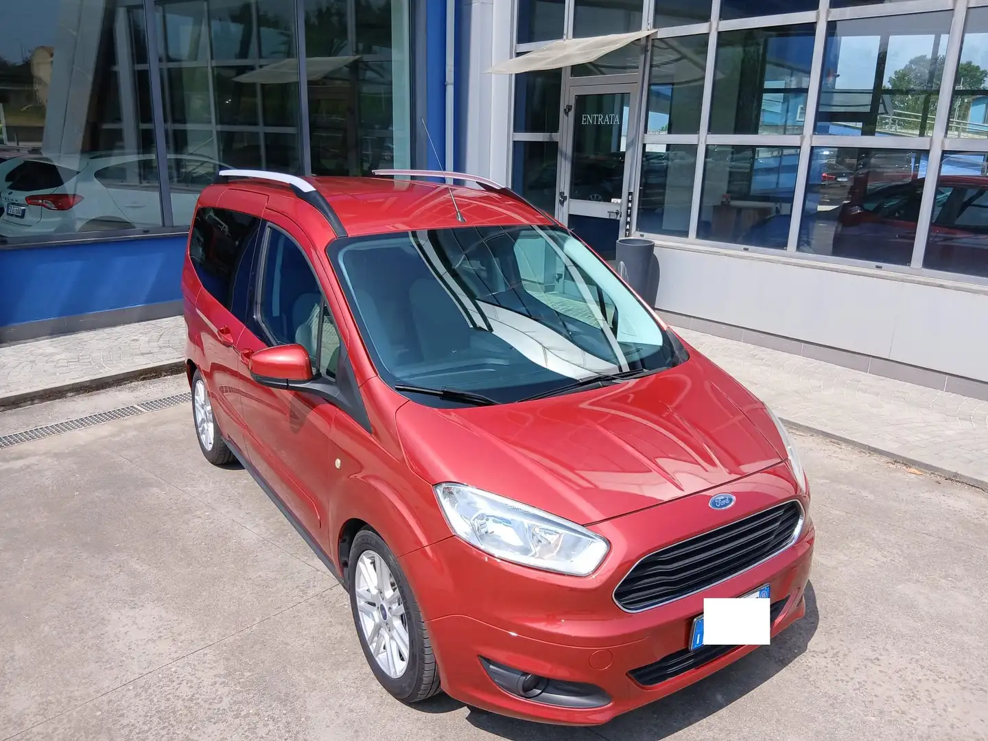 Ford Tourneo Courier 1.5 TDci 95cv 5 posti Piros - 1