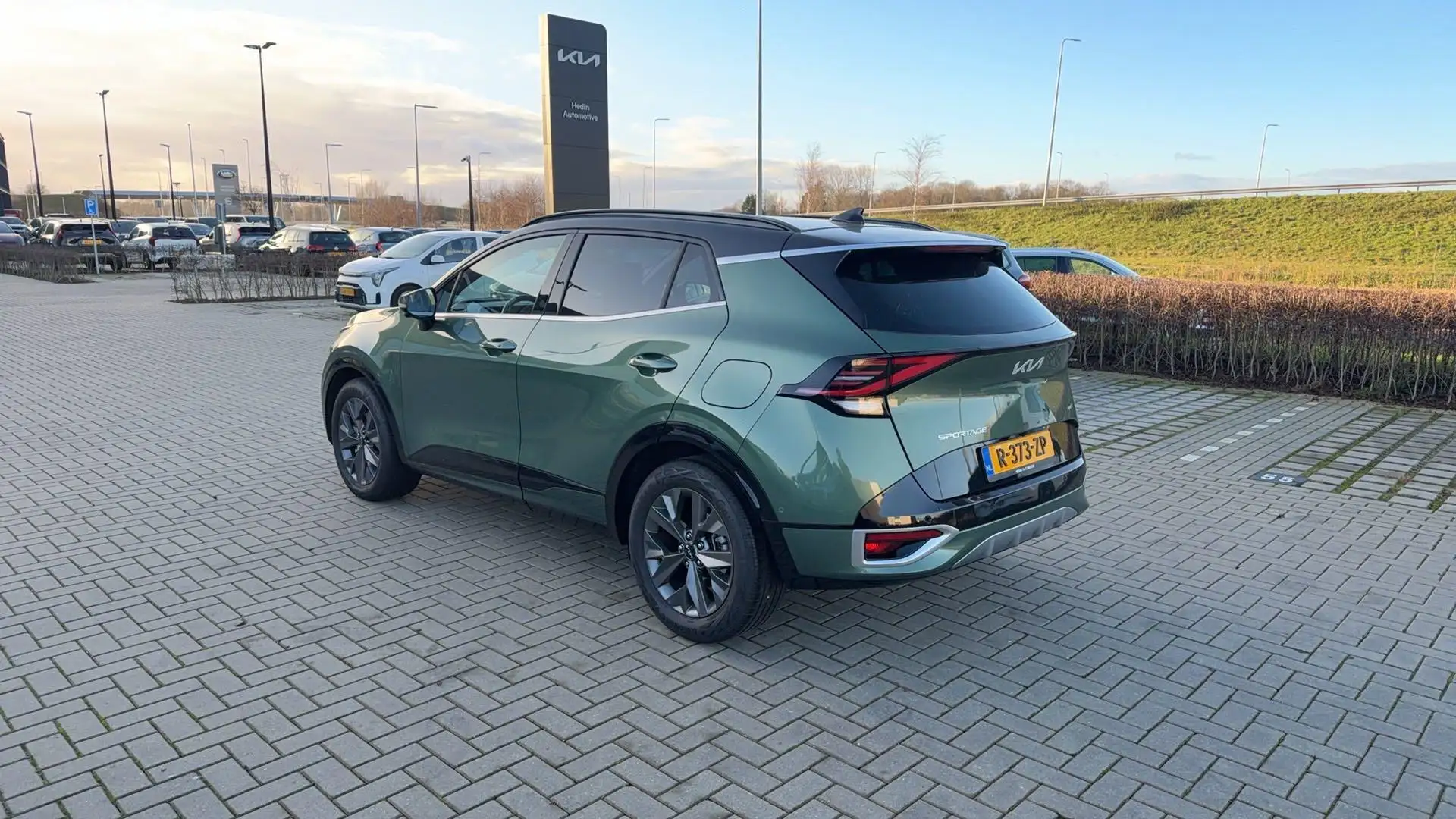 Kia Sportage 1.6 T-GDi Hybrid GT-PlusLine | Panoramadak | Adapt Grün - 2