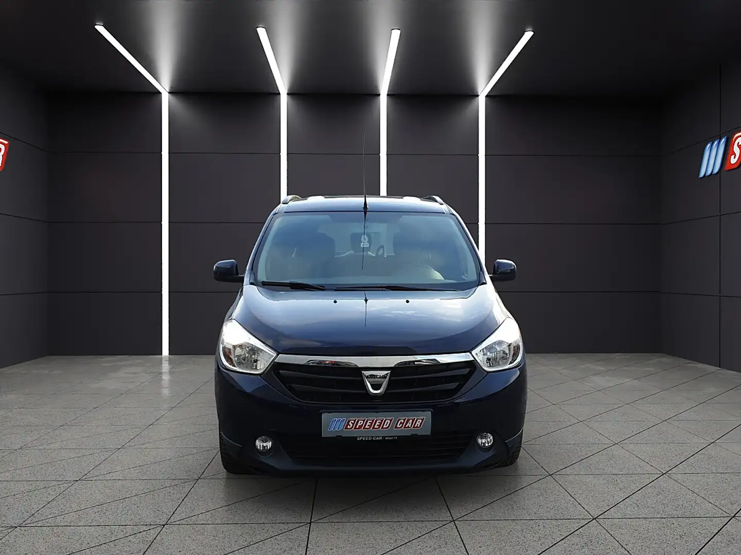 Dacia Lodgy Supreme SCe 100 S&S Blau - 2