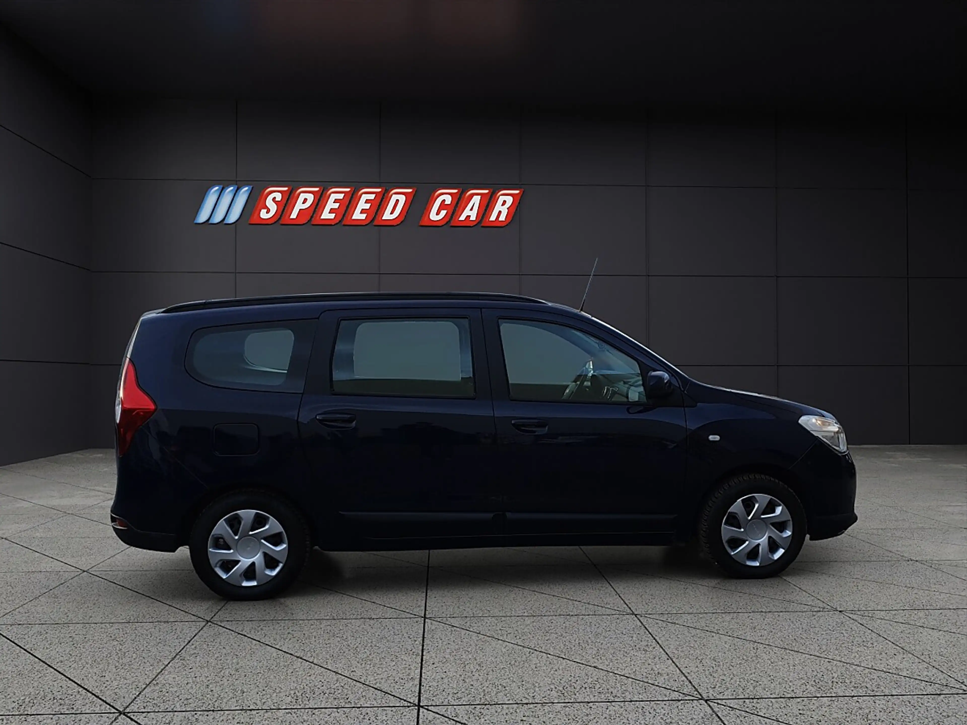 Dacia Lodgy Supreme SCe 100 S&S — photo 7