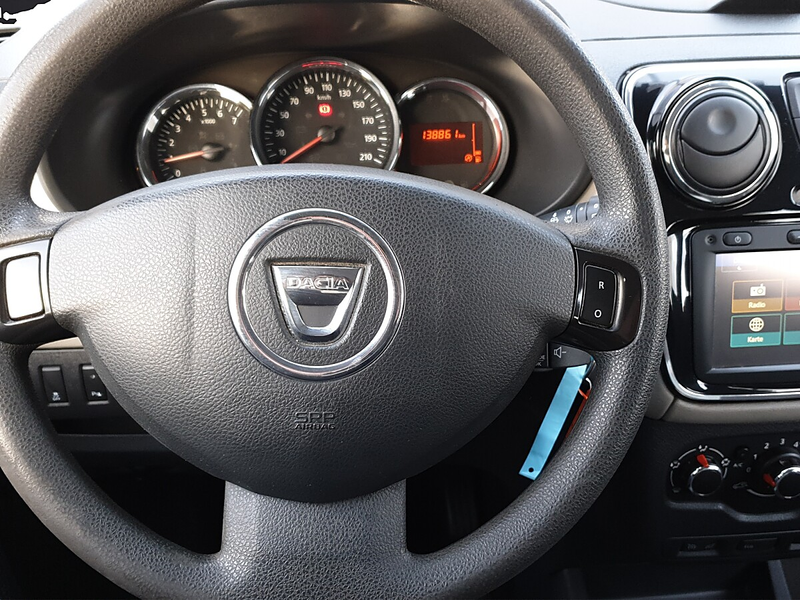 Dacia Lodgy Supreme SCe 100 S&S — photo 10