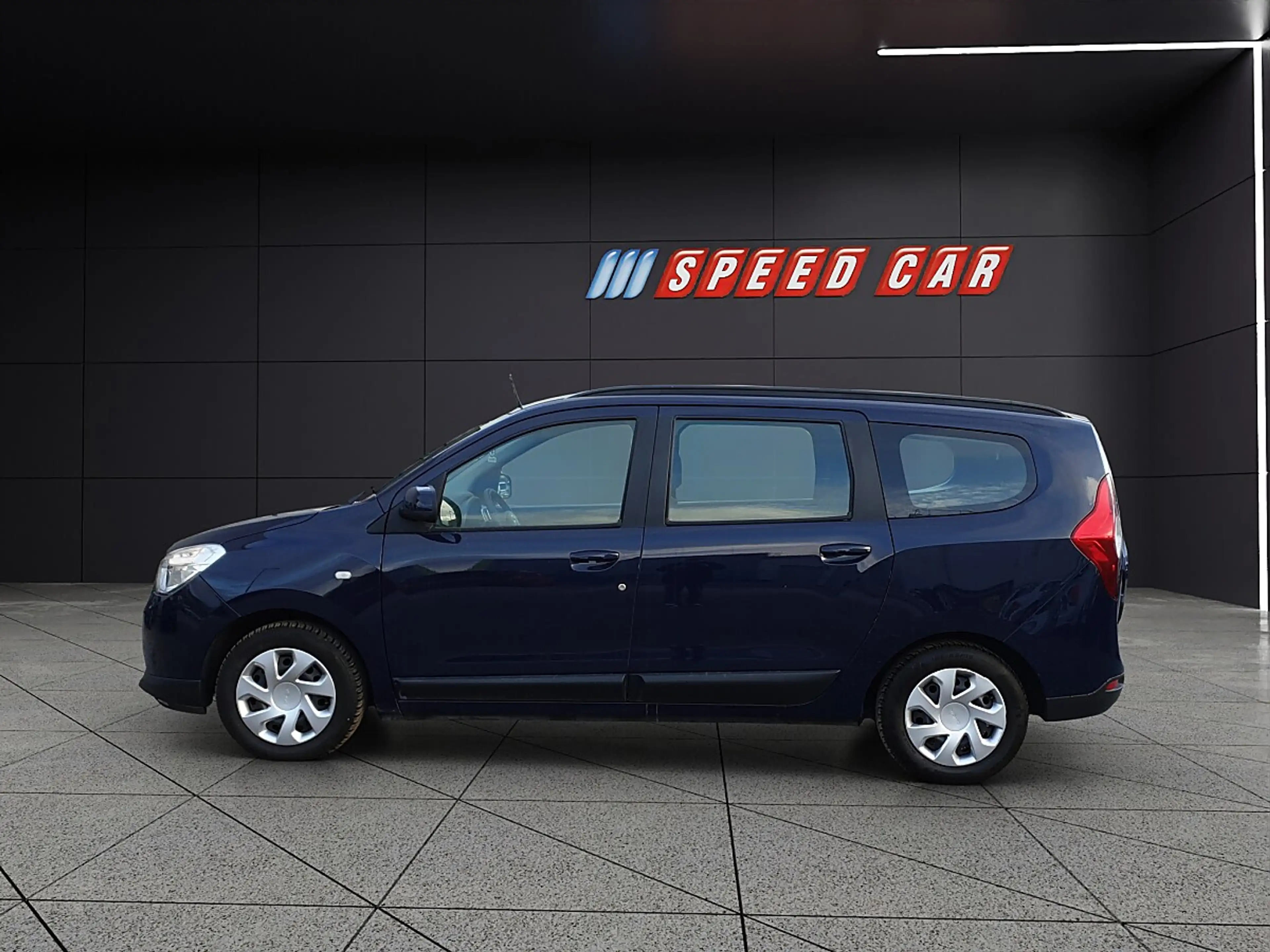 Dacia Lodgy Supreme SCe 100 S&S — photo 4