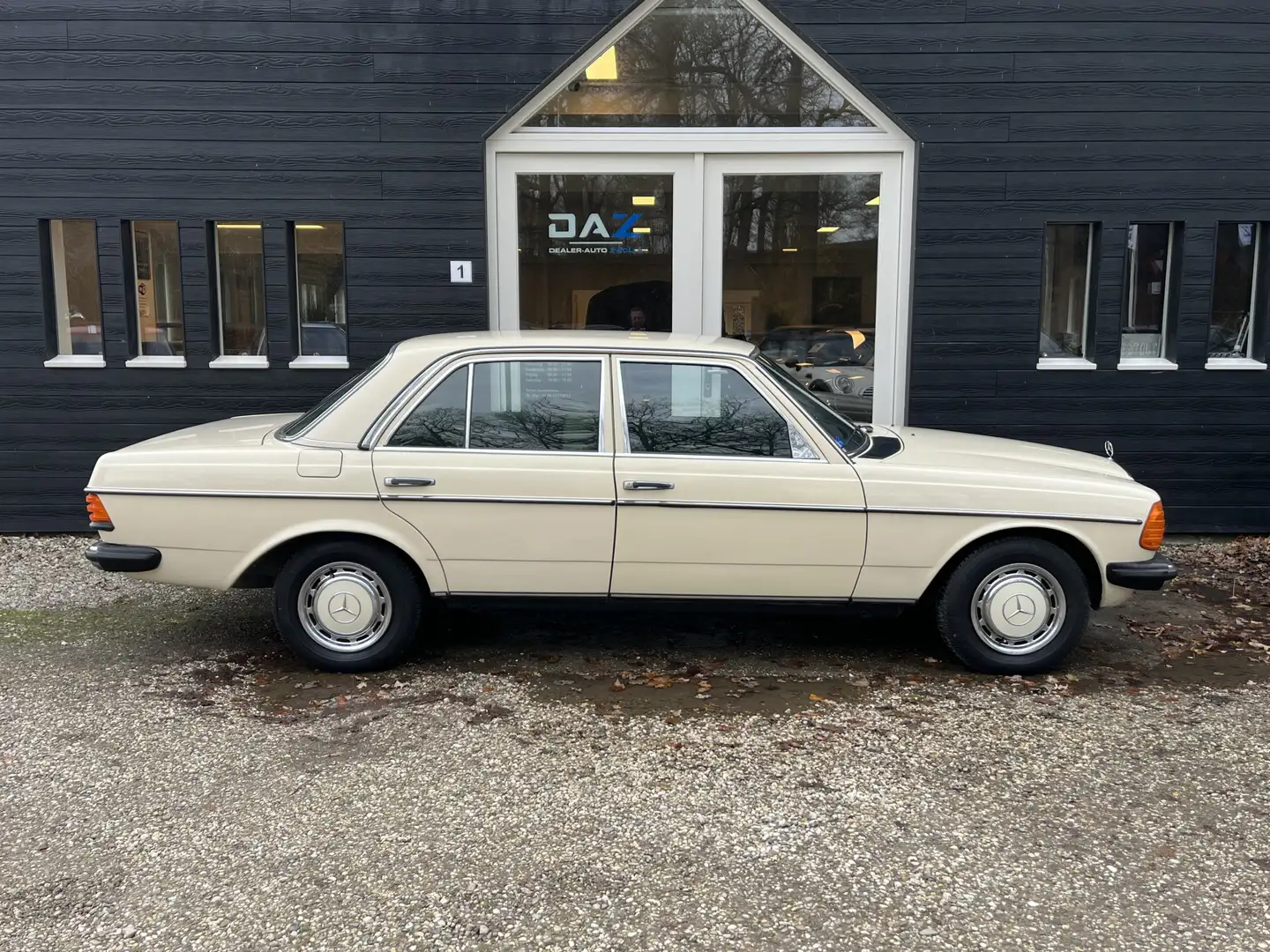 Mercedes-Benz 280 200-280 (W123) 230 167.000km NAP!! Wegenbelasting Wit - 2
