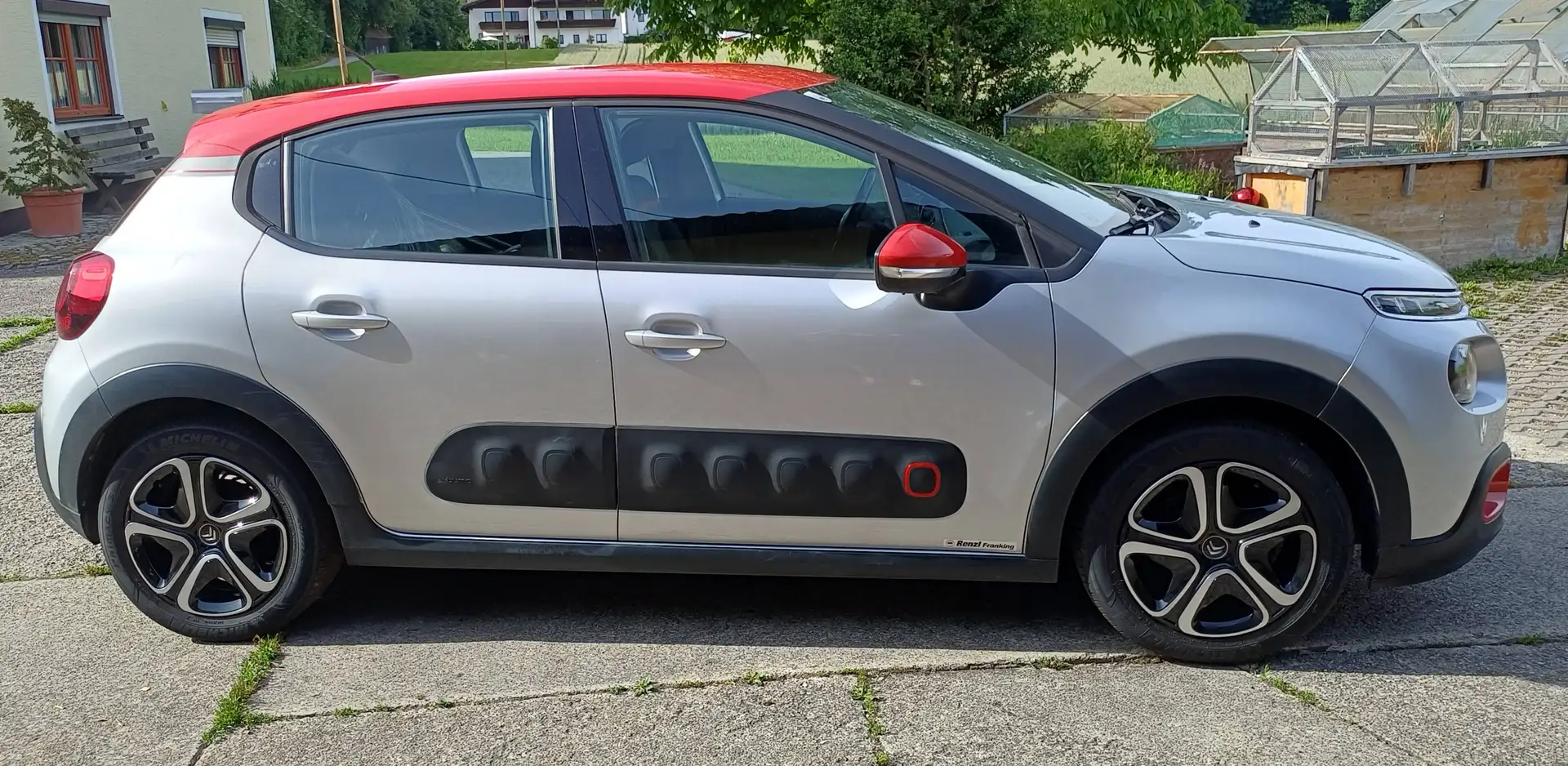 Citroen C3 C3 BlueHDi 100 S Silber - 2