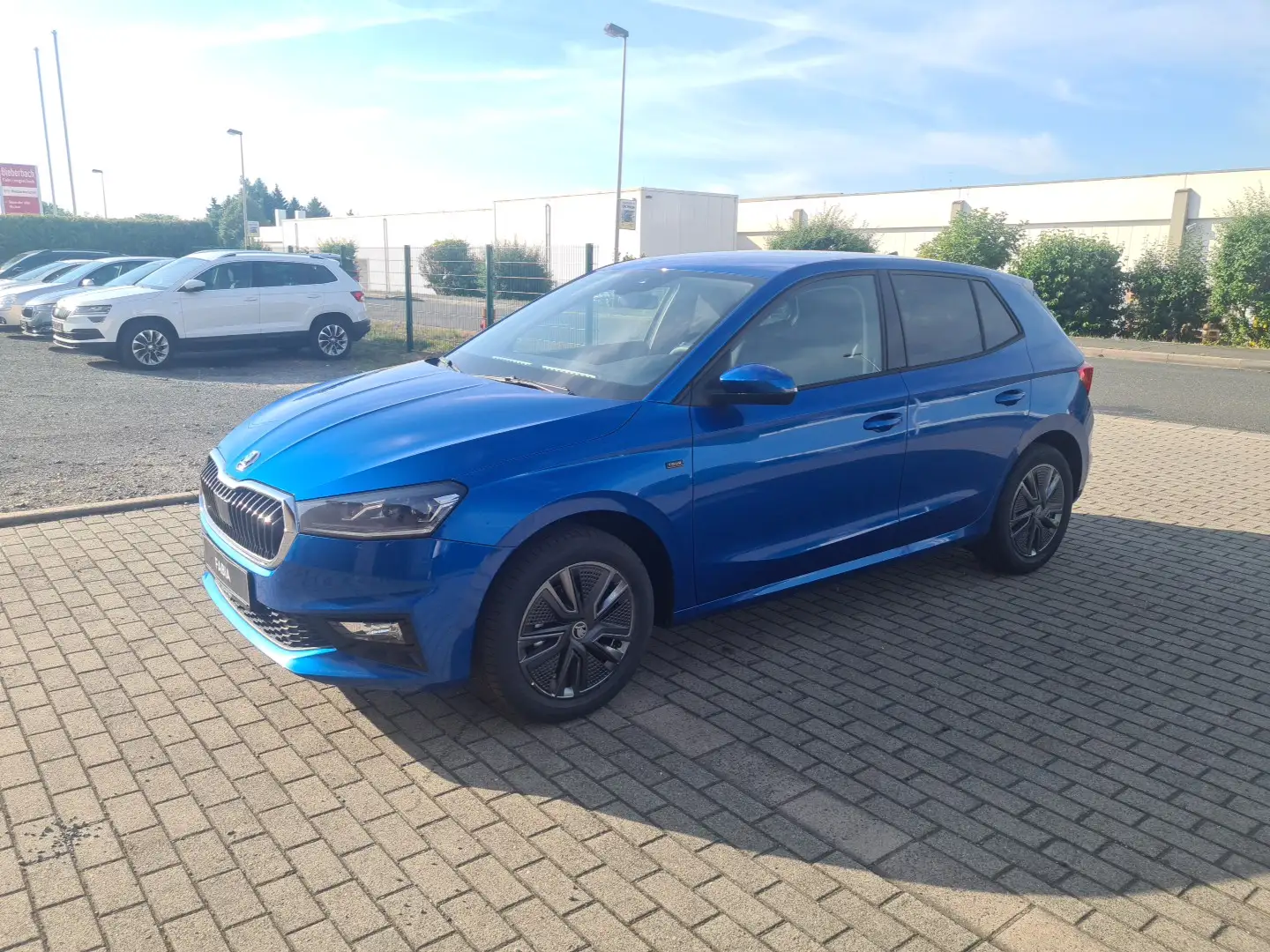 Skoda Fabia 1.0 TSI Bleu - 2