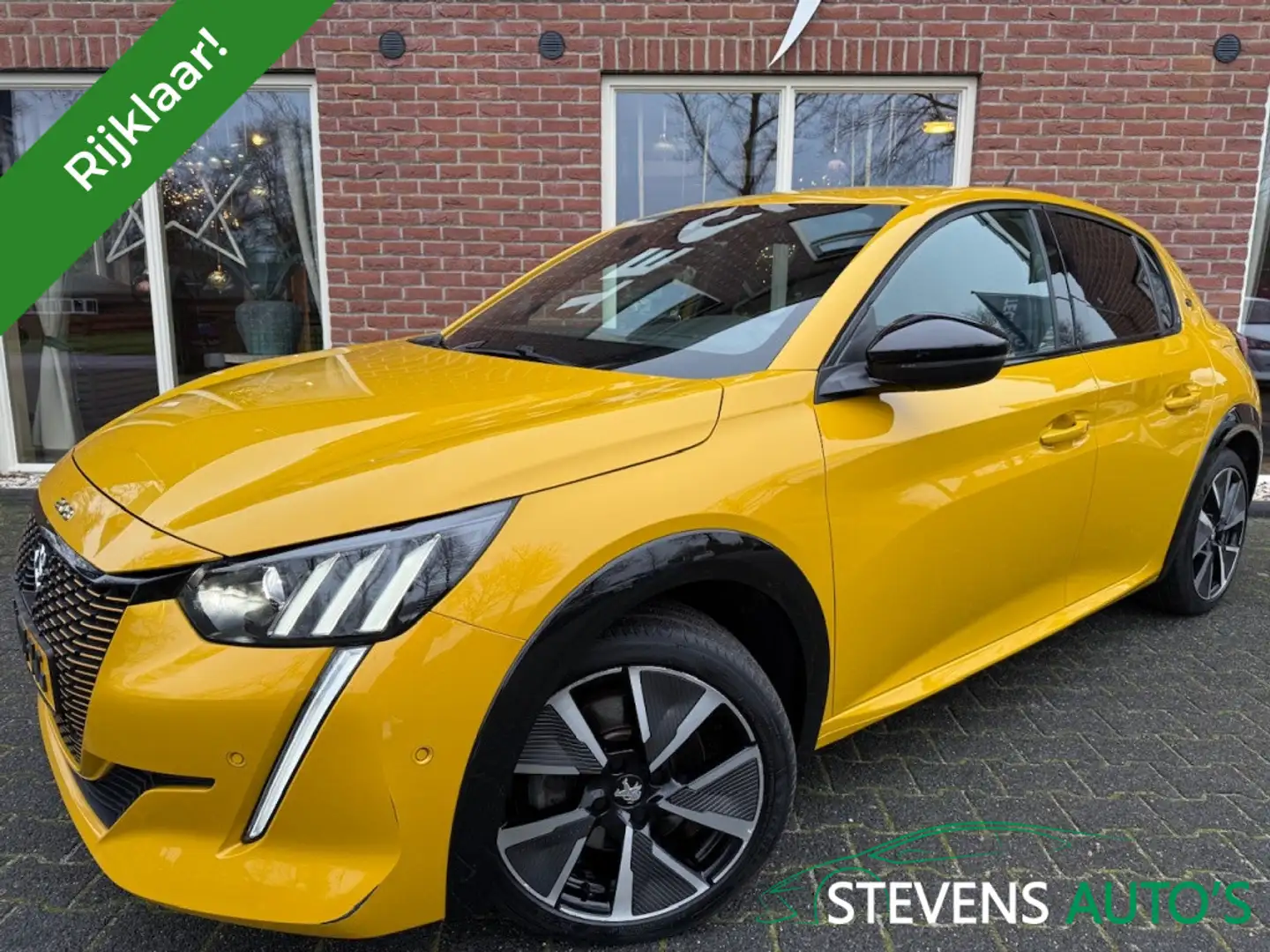Peugeot e-208 EV GT 350 50 kWh STOELVERW. / ADDAPT.CRUISE / CAME Jaune - 1