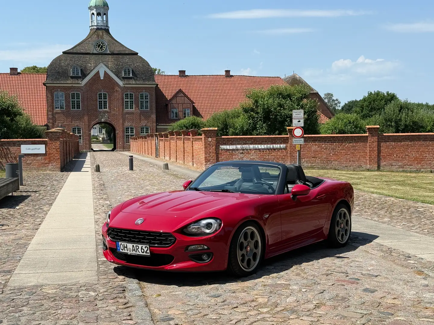 Fiat 124 Spider 124 Spider 1.4 MultiAir Turbo Lusso Rot - 1