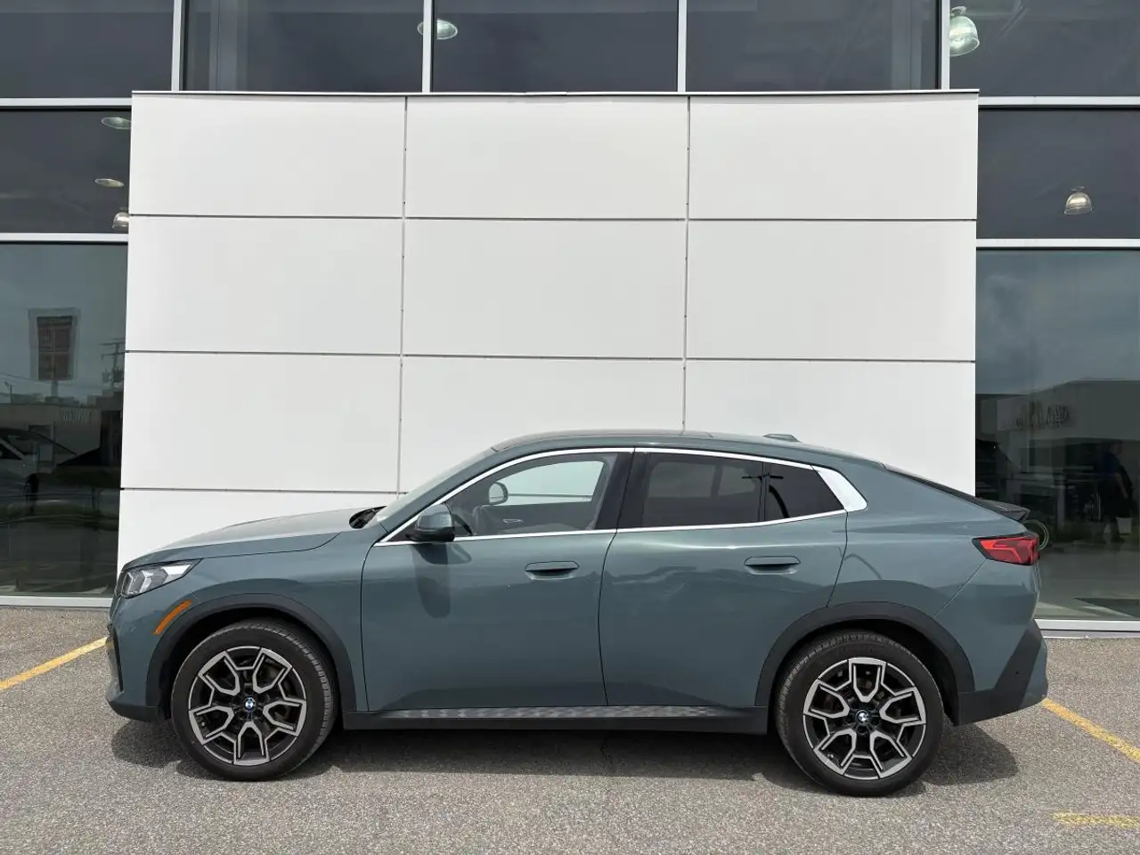 BMW X2 photo BMW X2