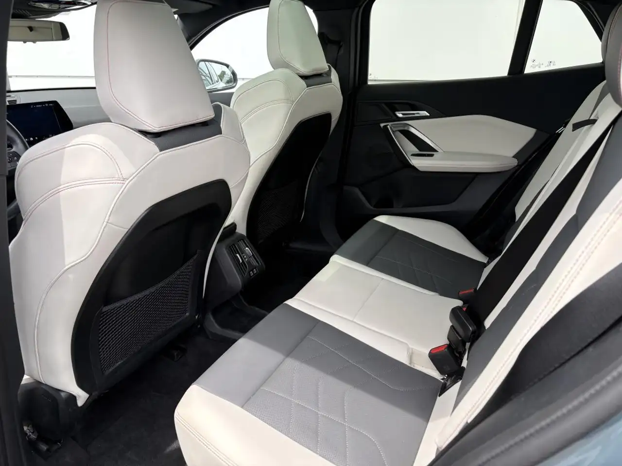 BMW X2 photo BMW X2