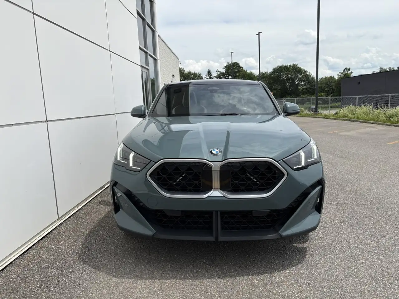 BMW X2 photo BMW X2