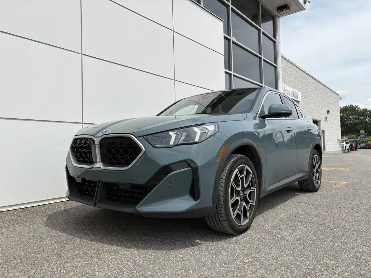 BMW X2 photo BMW X2