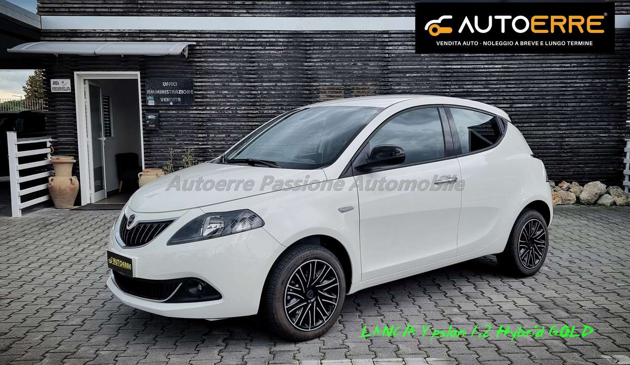 Lancia Ypsilon 1.0 firefly hybrid Gold