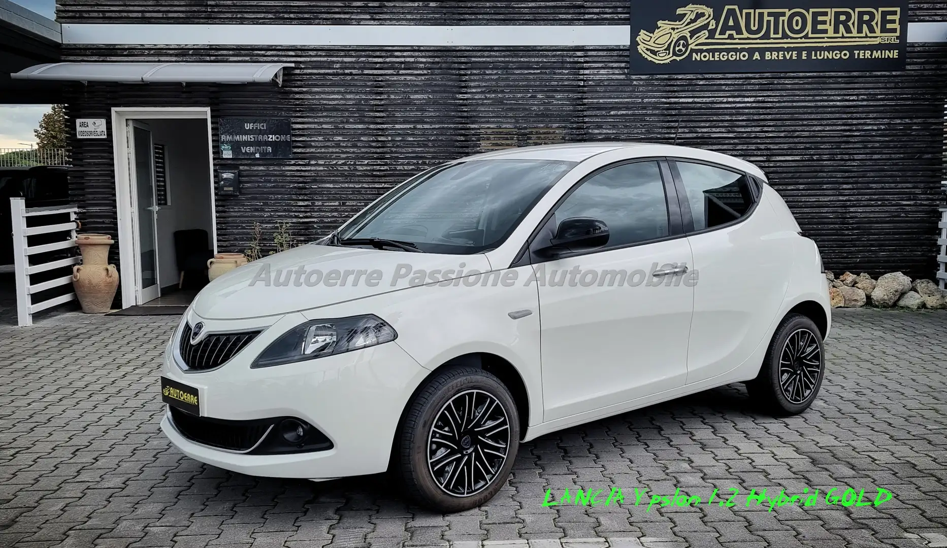 Lancia Ypsilon 1.0 firefly hybrid Gold Bianco - 1