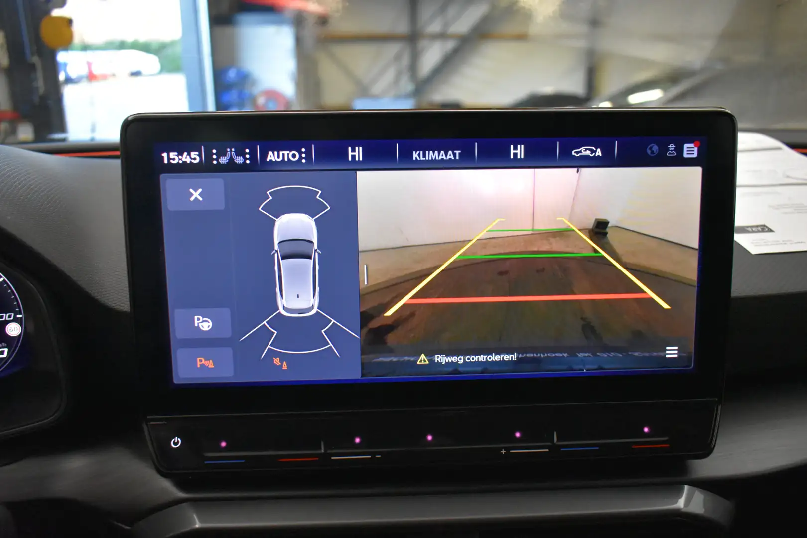 CUPRA Leon 1.4 e-Hybrid VZ Black Edition 245PK Camera Virtual Blau - 2