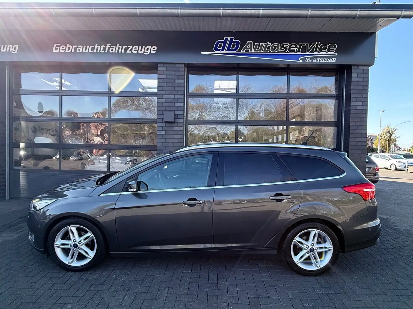 Ford Focus Turnier Titanium Kamera AHK Gris - 2