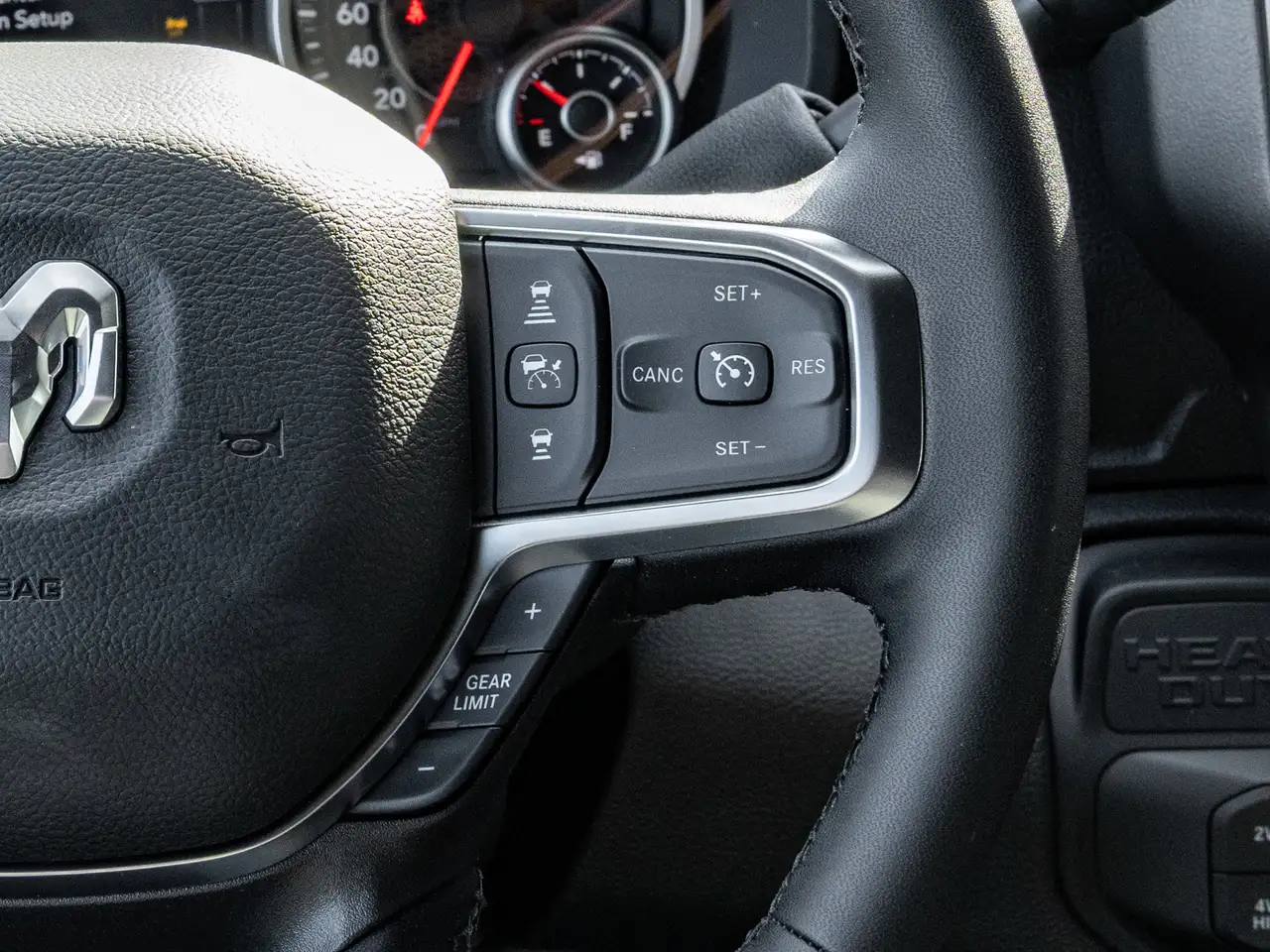 RAM 2500 снимка RAM 2500