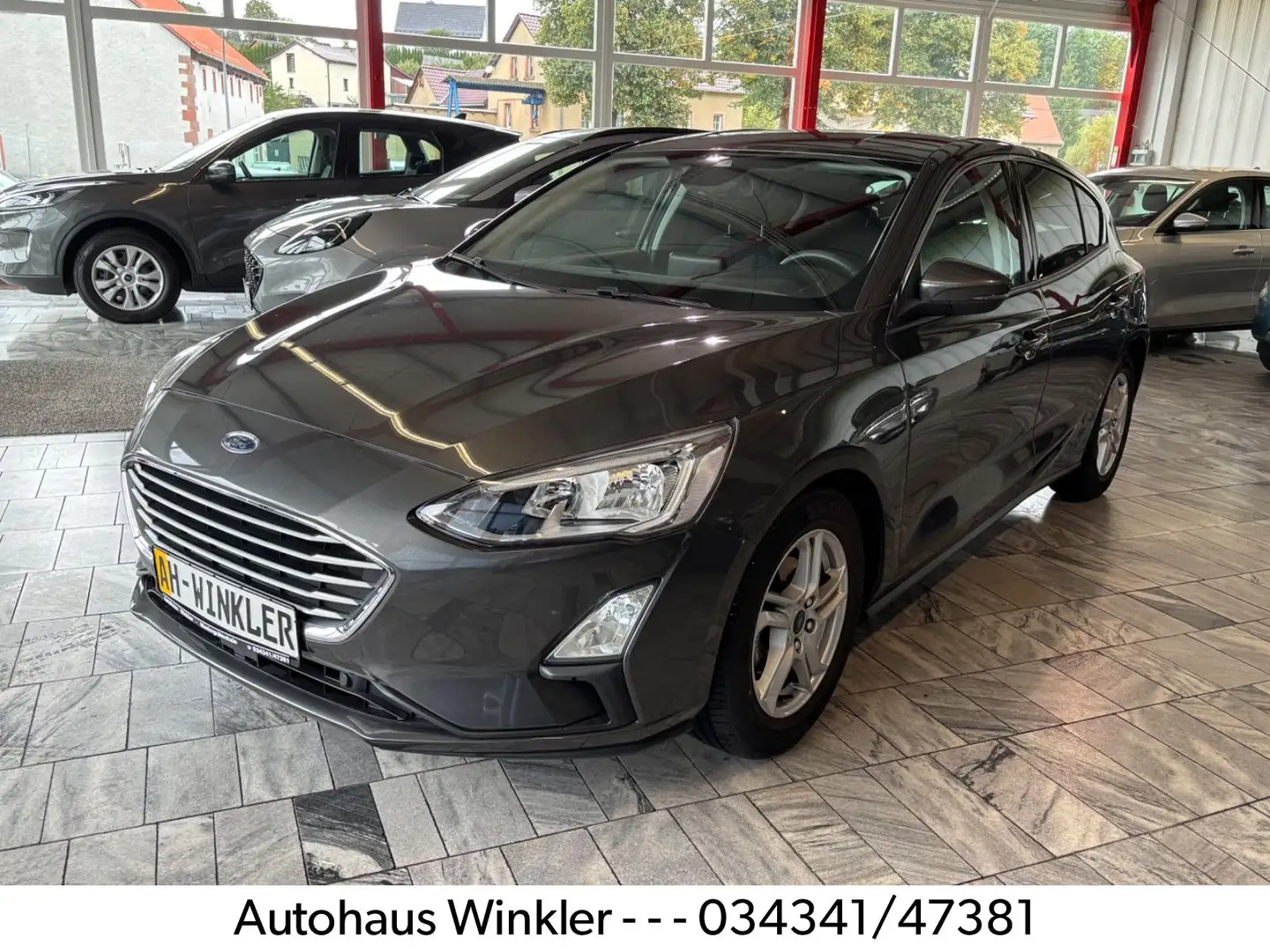 Ford Focus Lim. Cool & Connect Navi Winterpaket Grau - 1