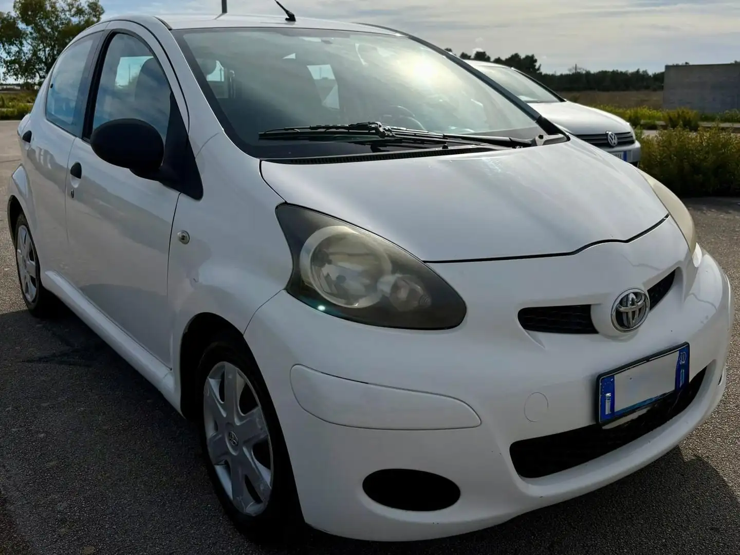 Toyota Aygo Aygo 5p 1.0 Now Connect Bianco - 1