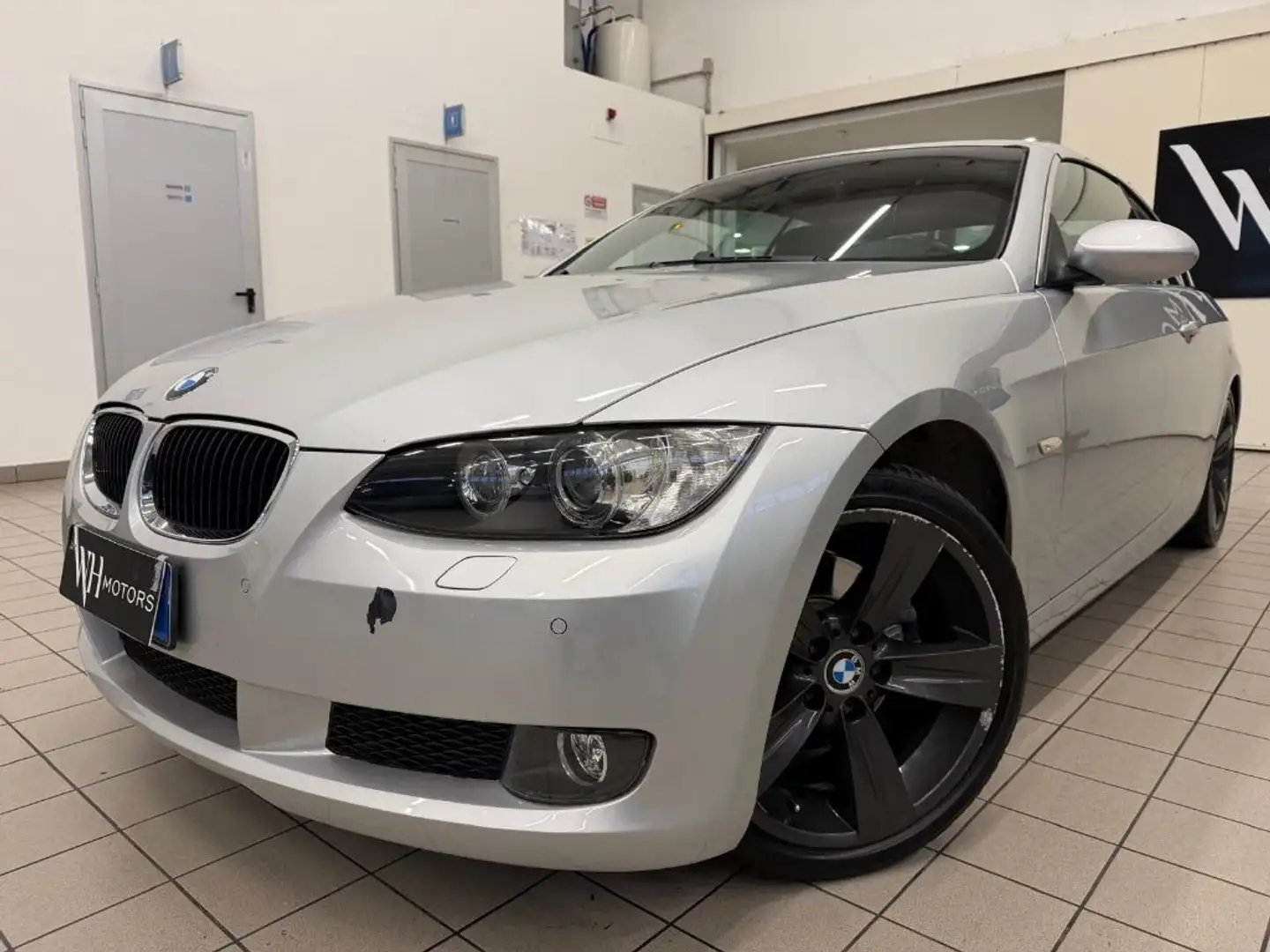 BMW 320 i cat Cabrio Futura  //BELL1SS1MA// Argent - 1
