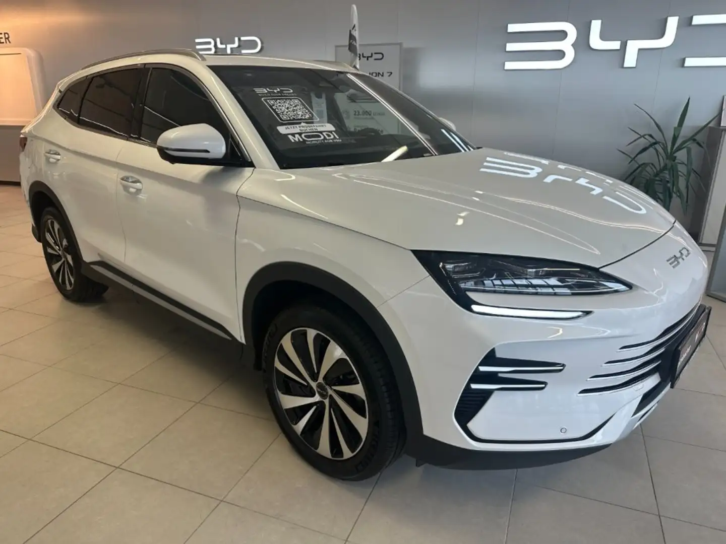 BYD Seal U DM-i Design AWD Weiß - 1