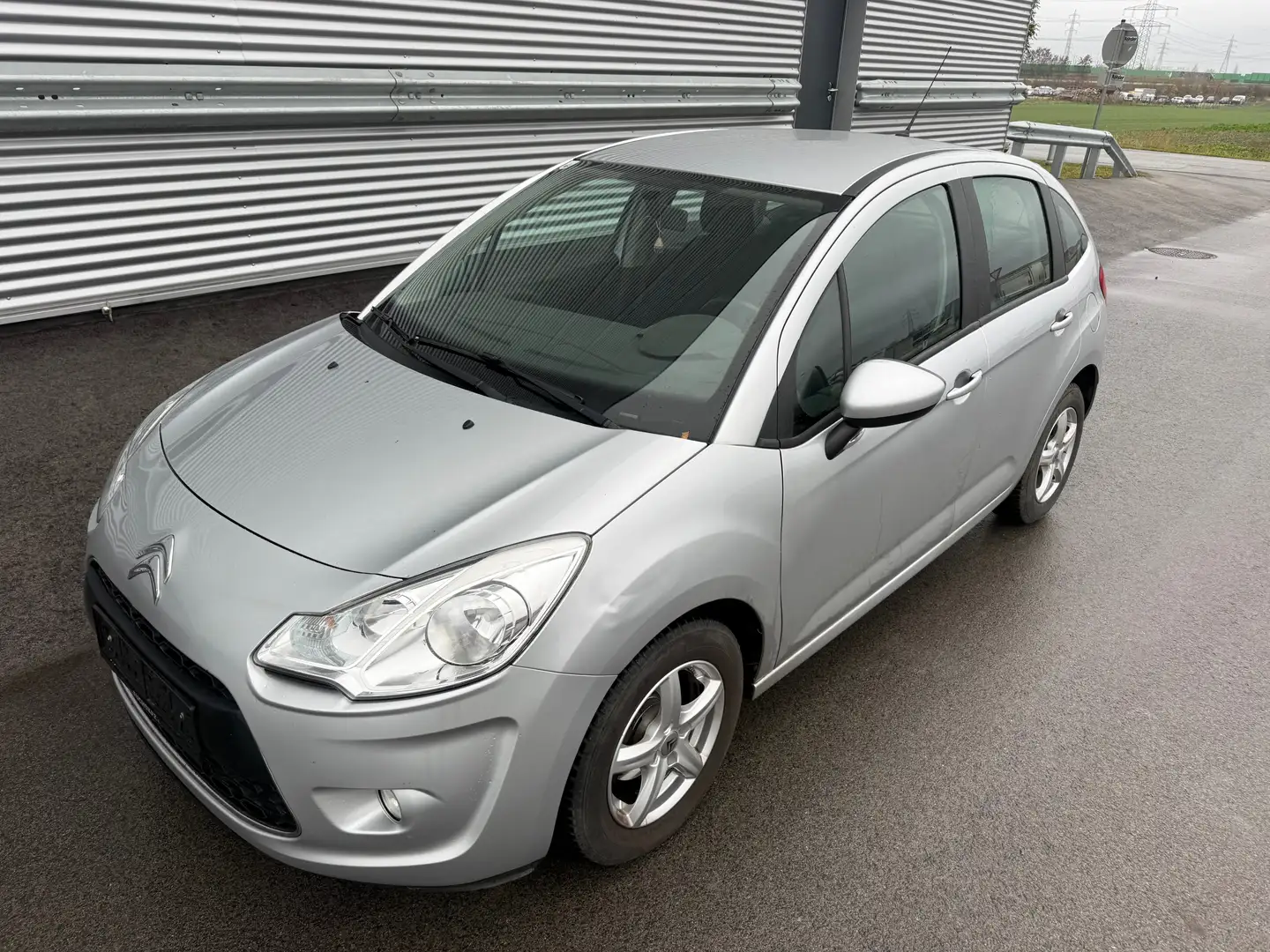 Citroen C3 1,4 Comfort Airdream ID:124 Silber - 1
