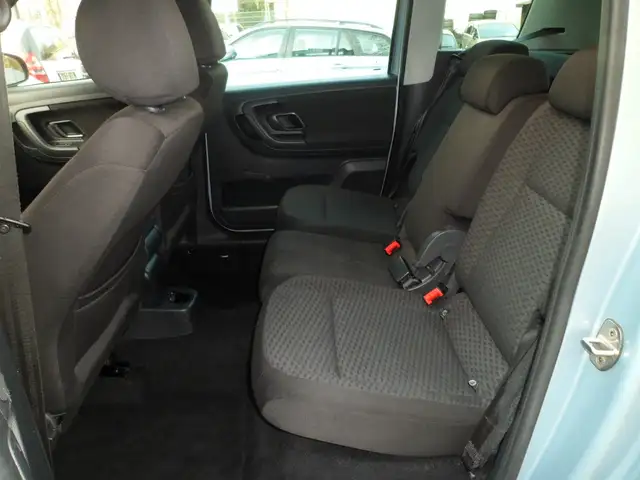 Skoda Roomster view 11