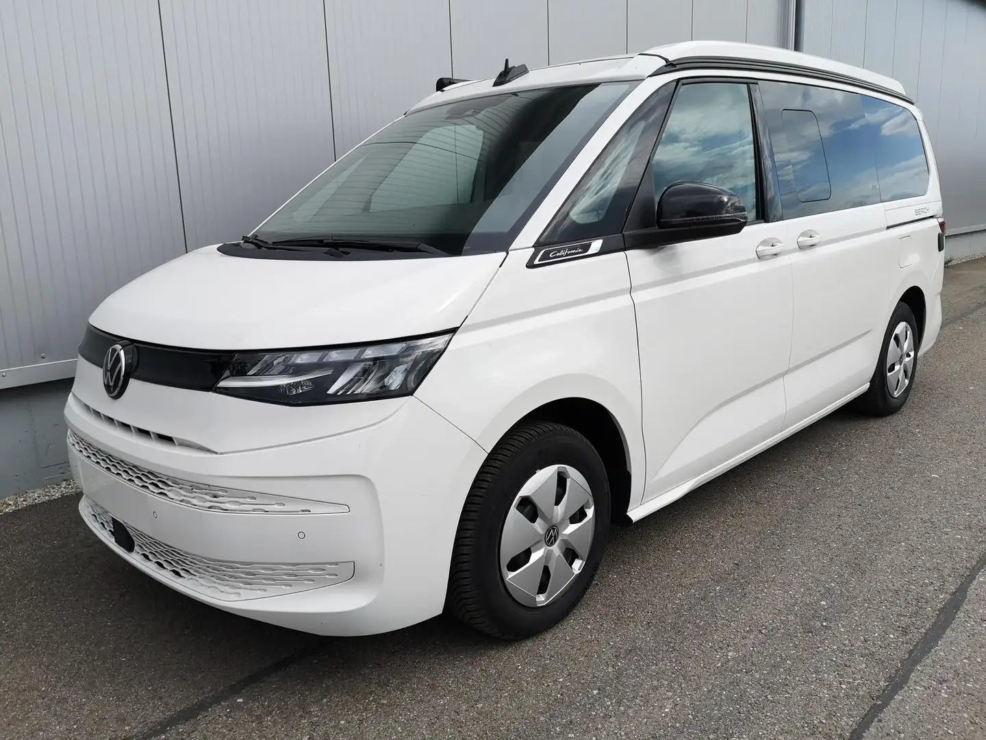 Volkswagen T7 California T7 2.0TDI DSG California Beach Camper GV5 Lite+ Blanco - 1
