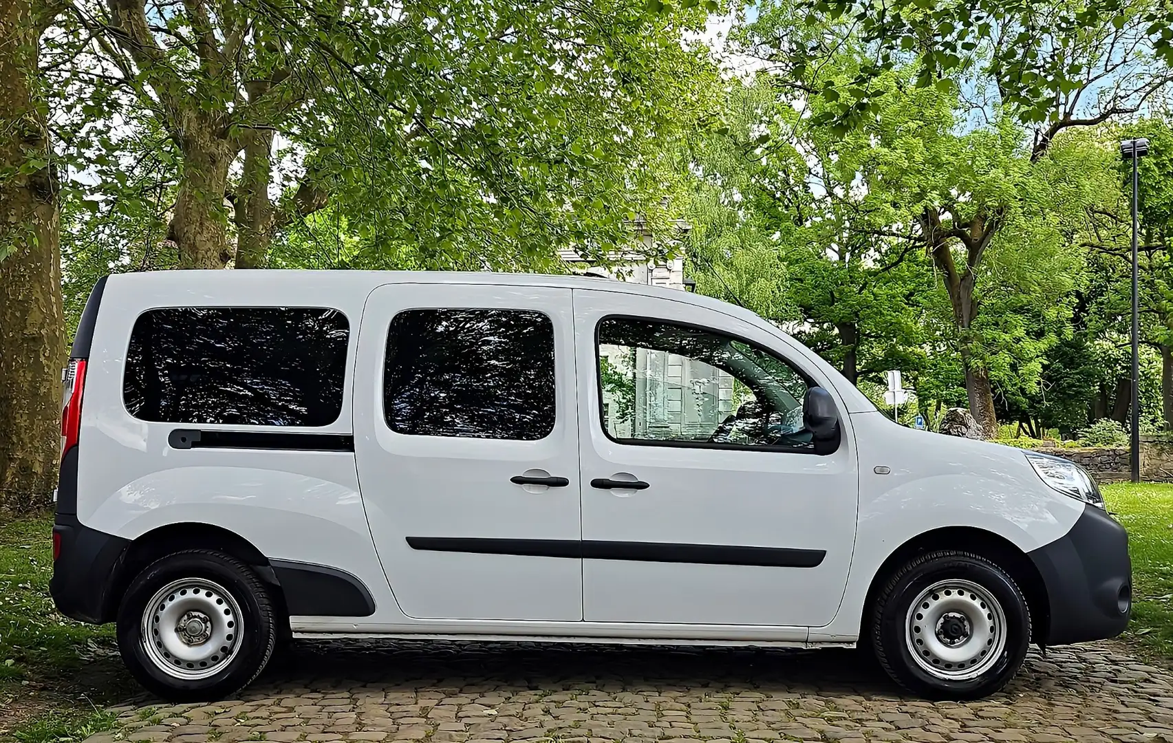 Renault Kangoo 8250€ HTVA| MAXI |GARANTIE 12M|1ER MAIN - 2