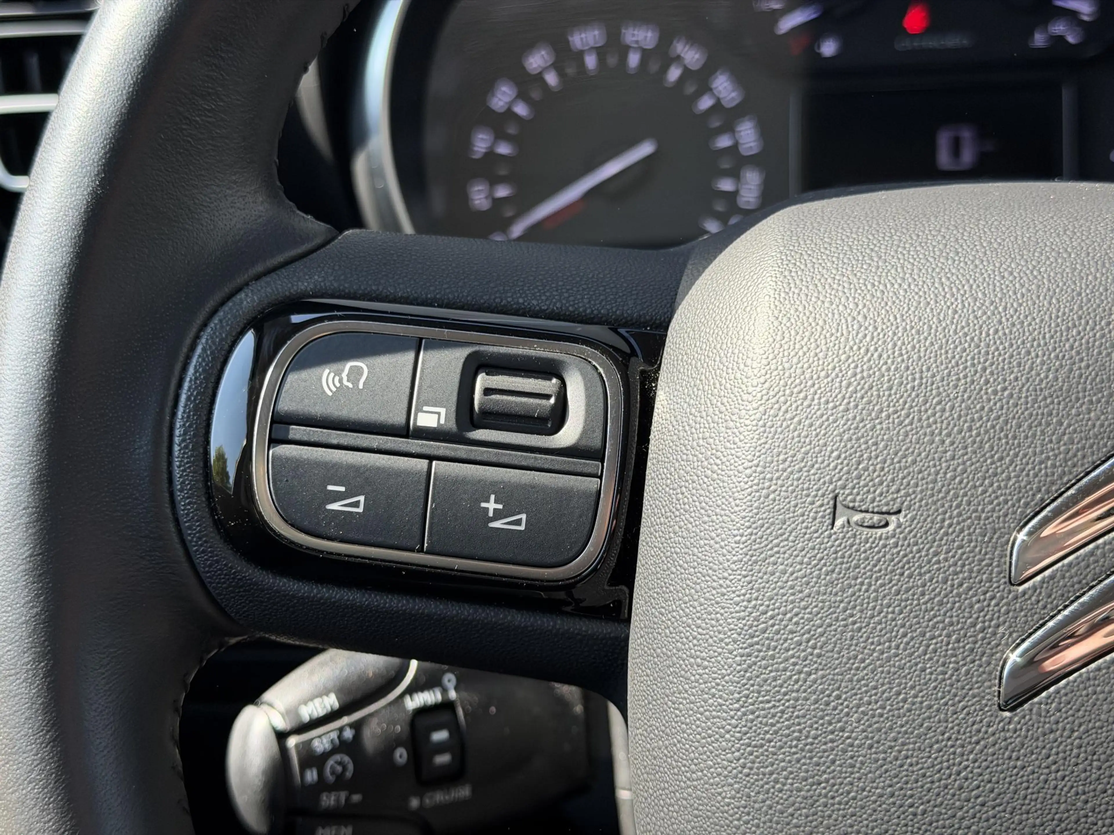 Citroen C3 Aircross 1.2 PureTech S&S Shine | Trekhaak | Climate Contro — photo 15