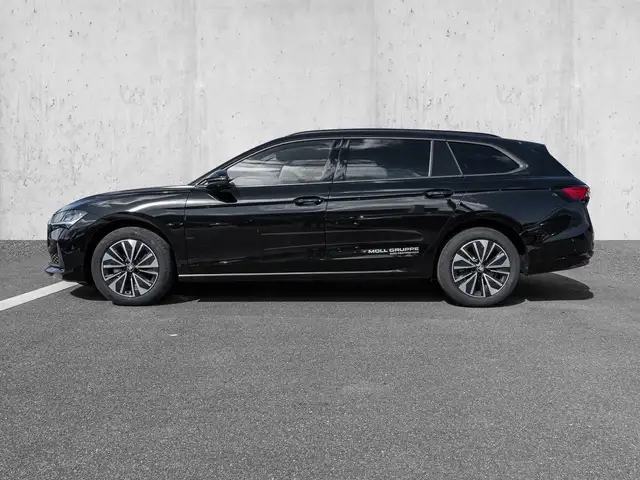 Skoda Superb view 5