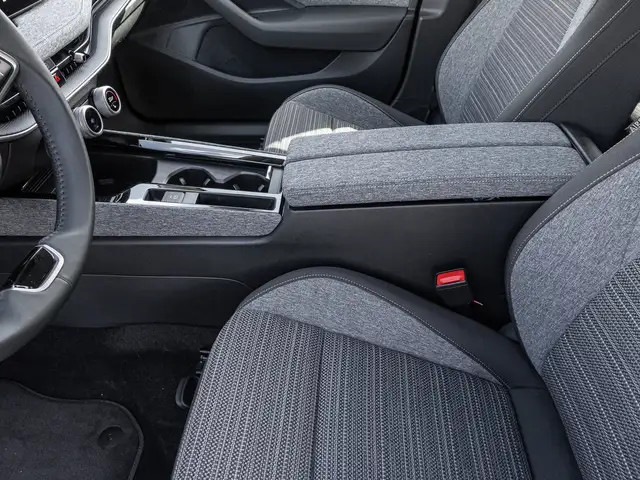Skoda Superb view 15