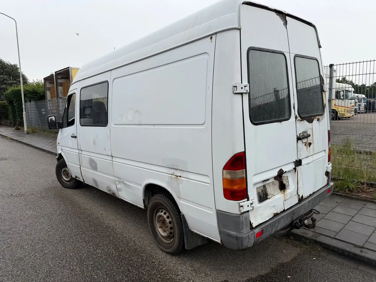 Mercedes-Benz Sprinter 210 D lang/hoog 2.9D +31641468730, foto 5