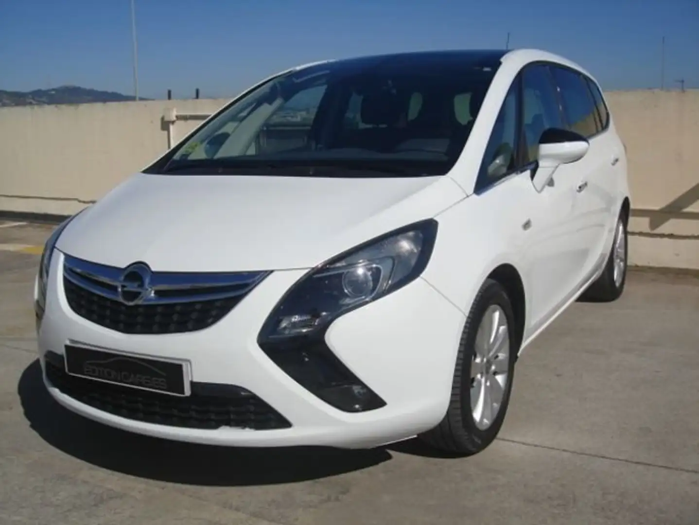 Opel Zafira Tourer 2.0CDTi Excellence 130 Weiß - 1