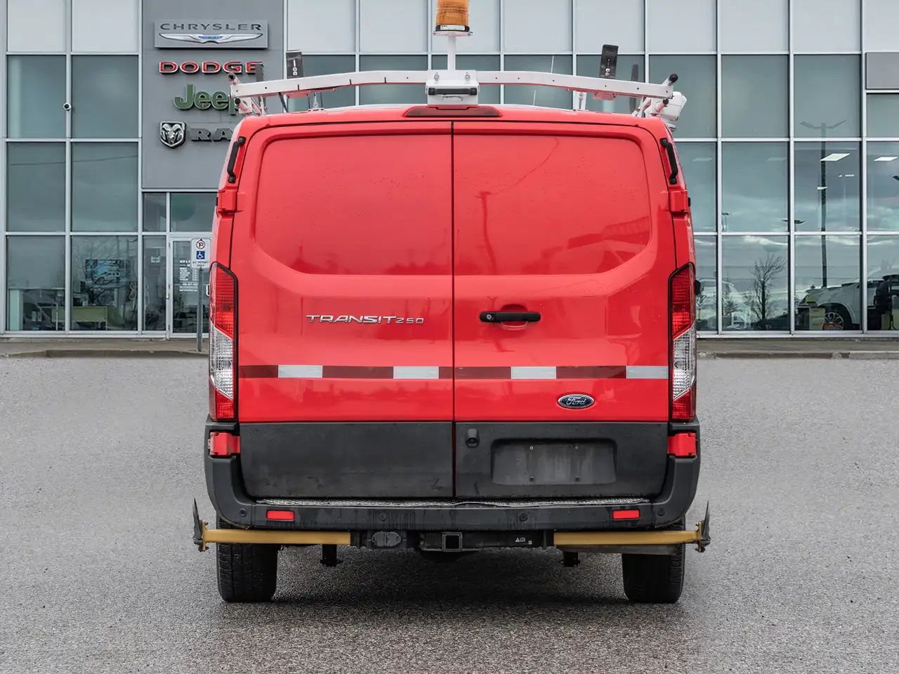 Ford Transit Cargo Van снимка Ford Transit Cargo Van