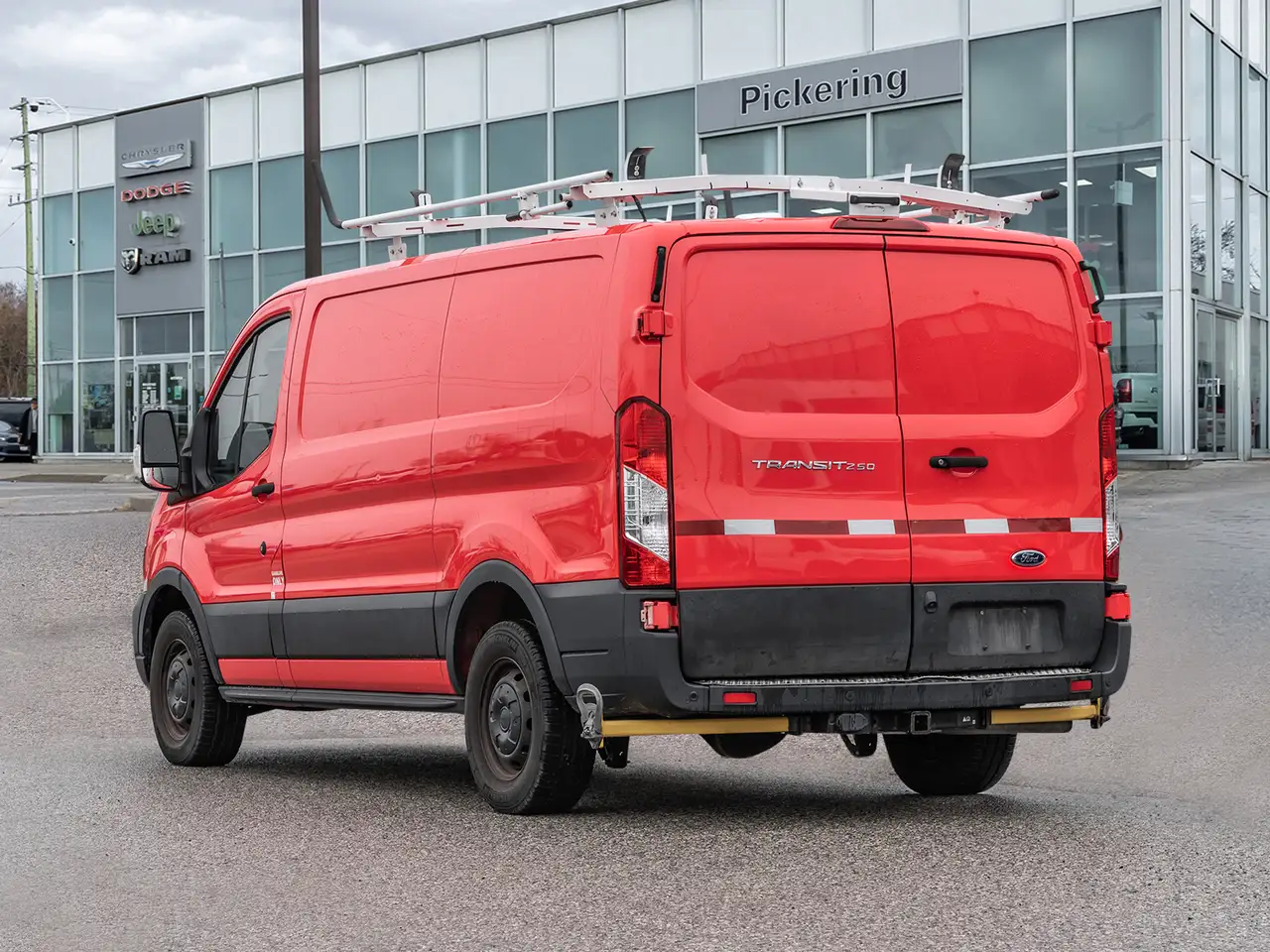 Ford Transit Cargo Van снимка Ford Transit Cargo Van