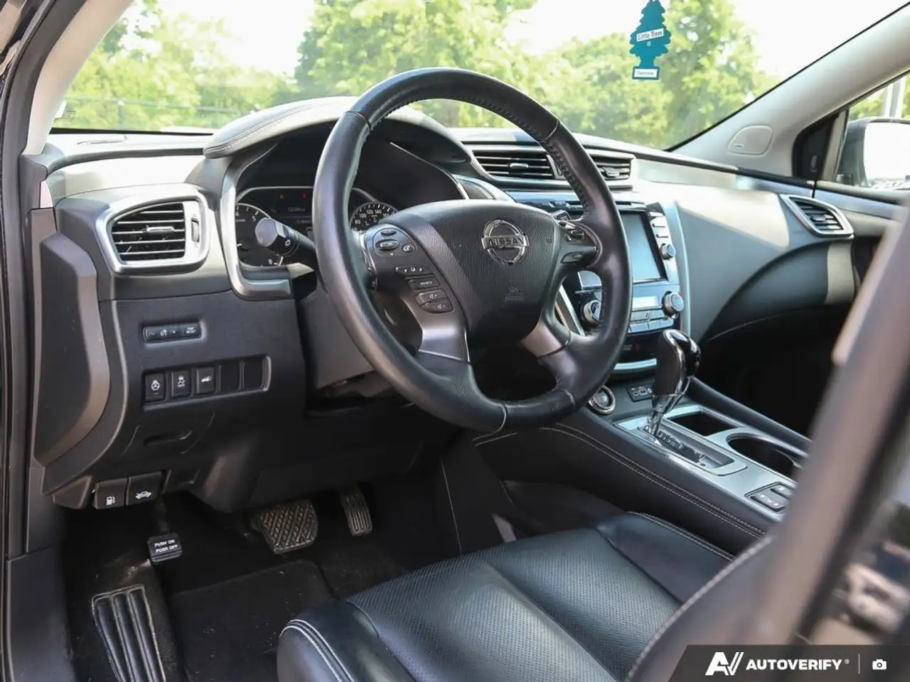Nissan Murano снимка Nissan Murano